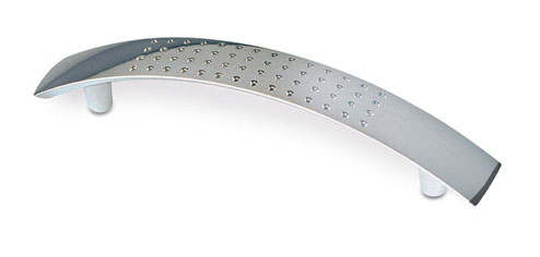 12026 úchytka VIKI rozteč 128mm chrom lesk