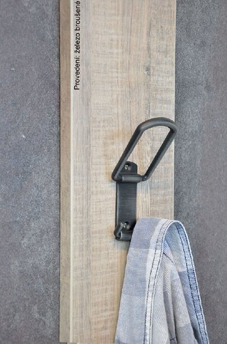 12044 věšák masivní kovaný - železo broušené