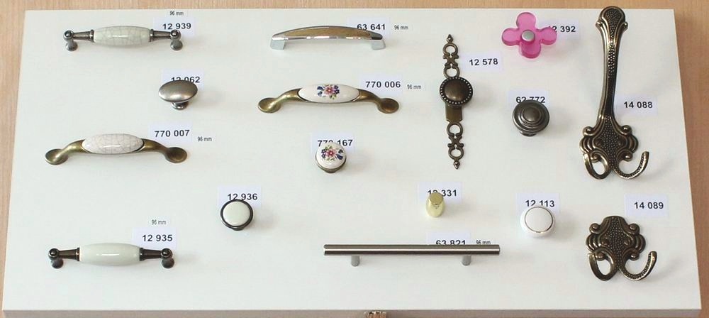 12113 knopka IZABEL porcelán