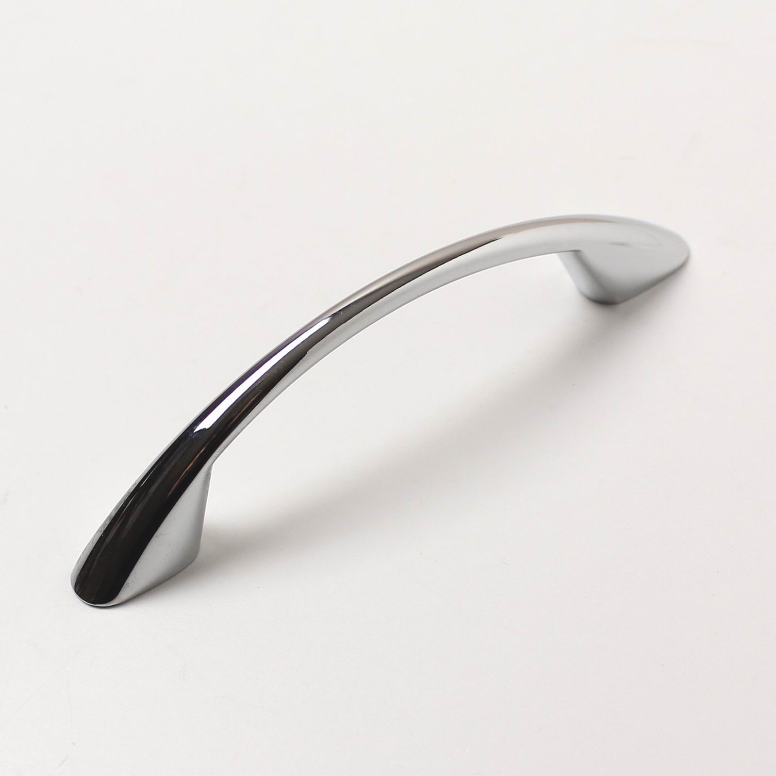 12144 úchytka GERIK rozteč 96mm chrom lesk