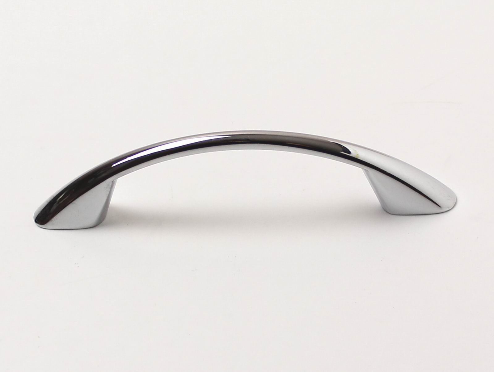 12144 úchytka GERIK rozteč 96mm chrom lesk