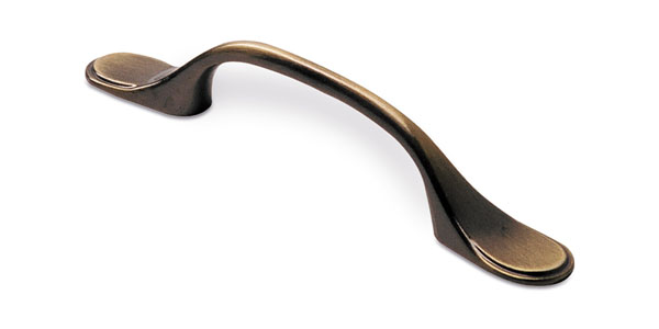 12156 úchytka rozteč 76mm staromosaz