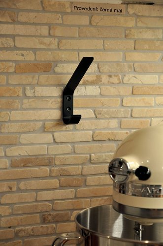 12217 věšák kloboukový - černý