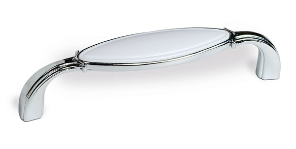 12304 úchytka rozteč 96mm chrom lesklý