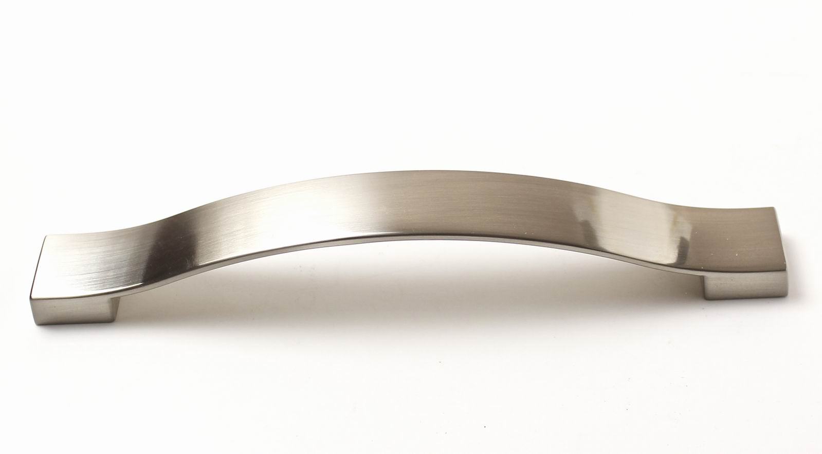 12437 úchytka rozteč 160mm broušený nikl