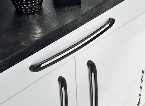 12588 úchytka rozteč 320mm staromosaz