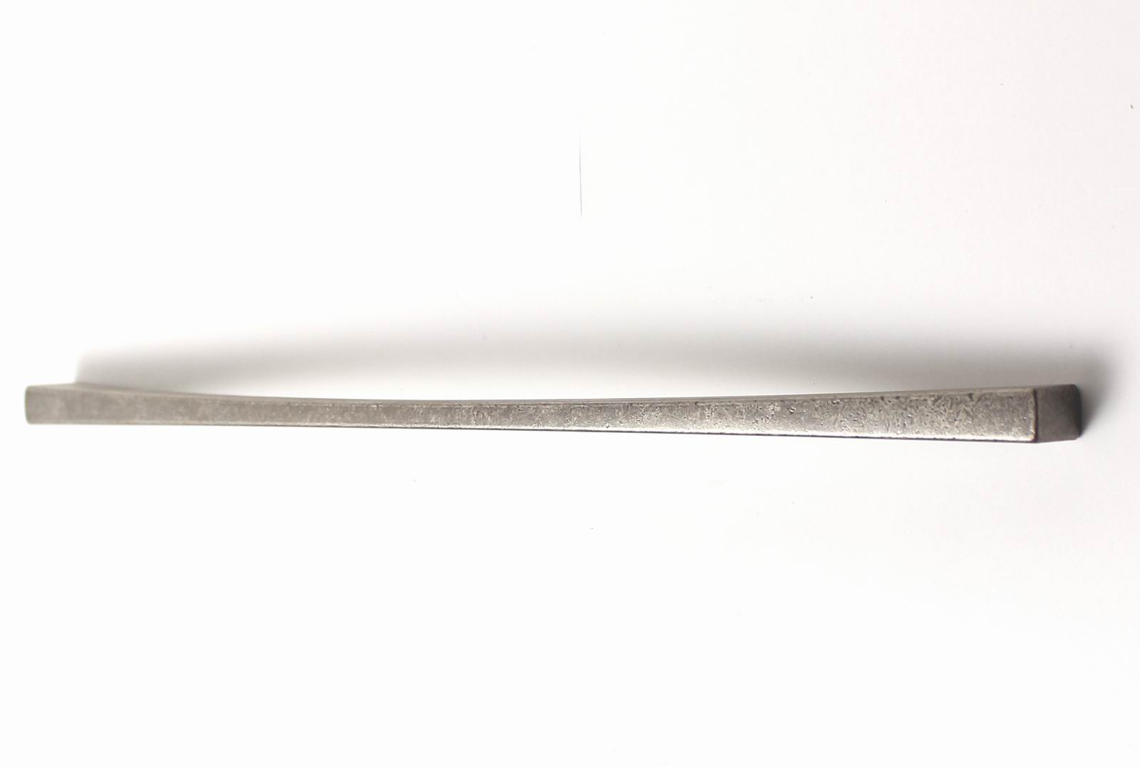 12991 úchytka rozteč 320mm antik ocel efekt