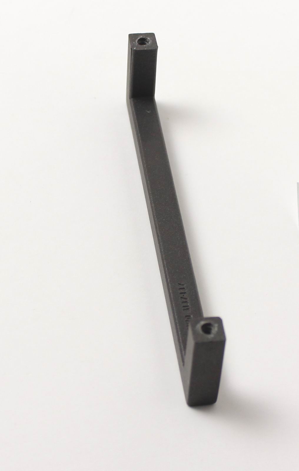 14026 úchytka ALFA plast. rozteč 128mm titan stříbrný