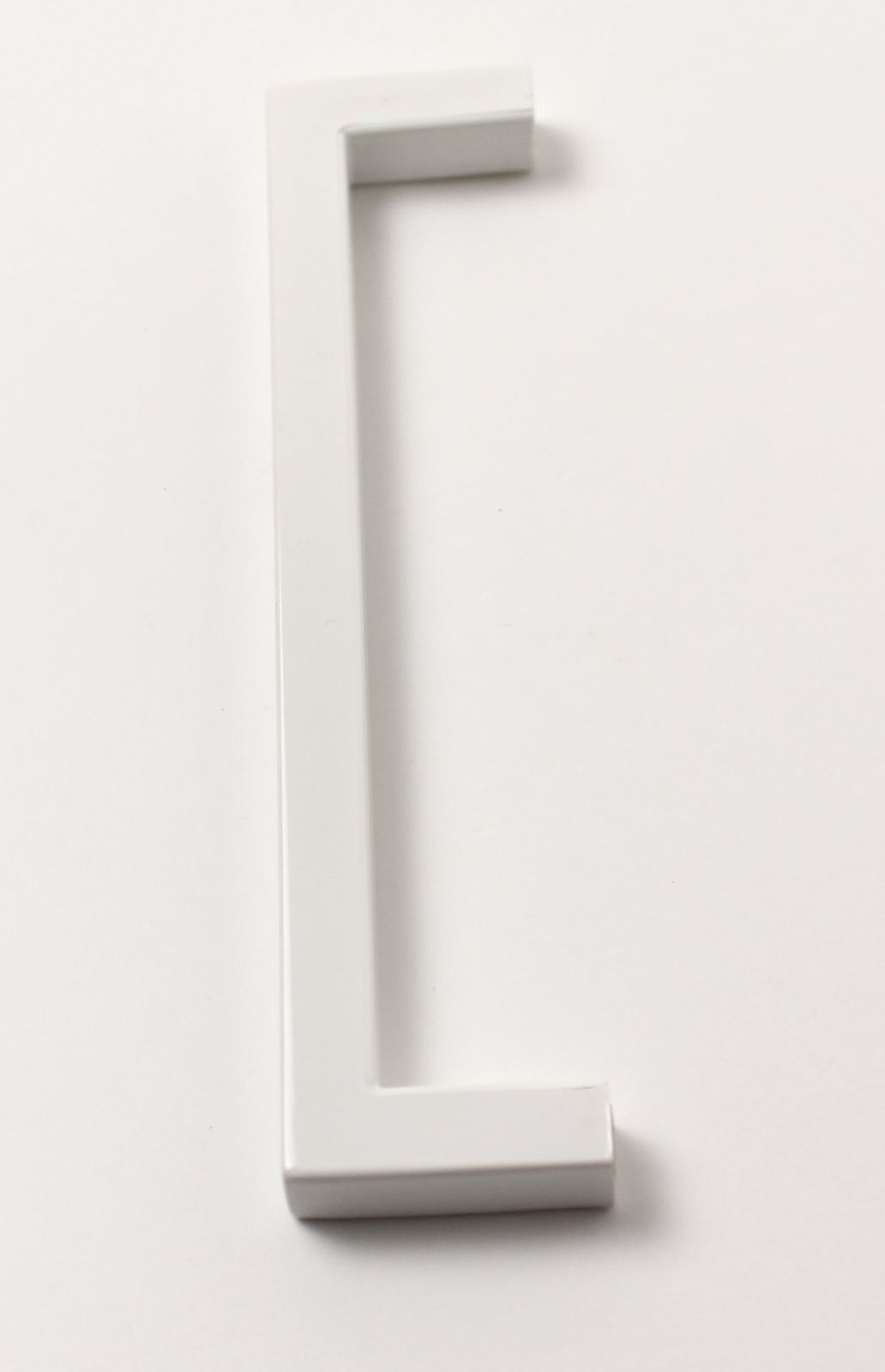 14028 úchytka ALFA rozteč 128mm bílá