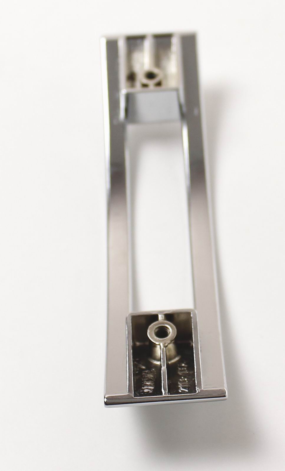 14132 úchytka BOSS rozteč 96mm chrom lesklý