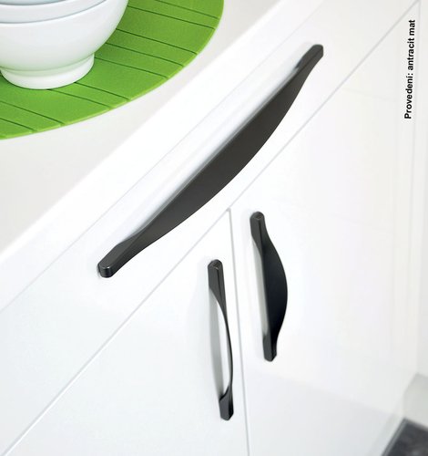 14232 úchytka rozteč 160mm ušlechtilá ocel efekt