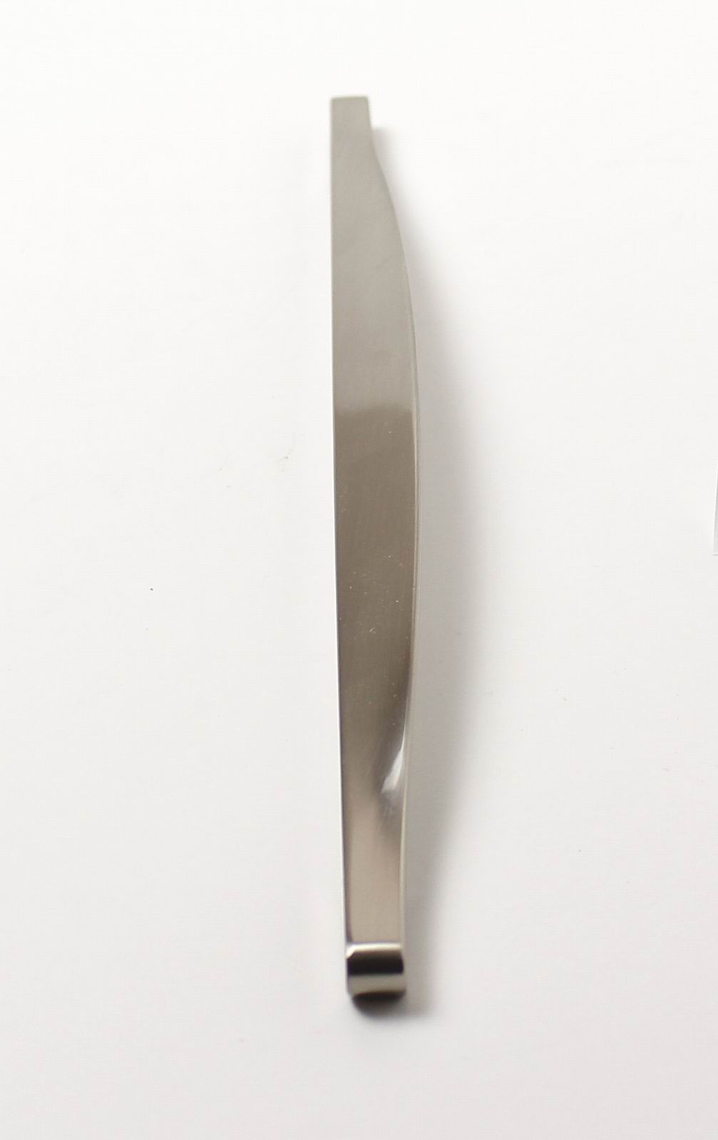 14236 úchytka rozteč 320mm, nikl jemně broušený