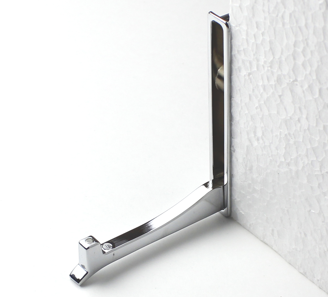 14247 věšák zápustný 93mm, chrom lesk