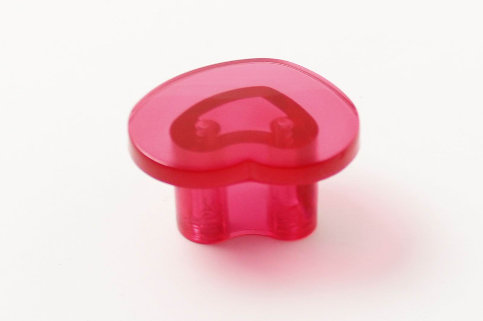 14510 knopka plastová srdce červená