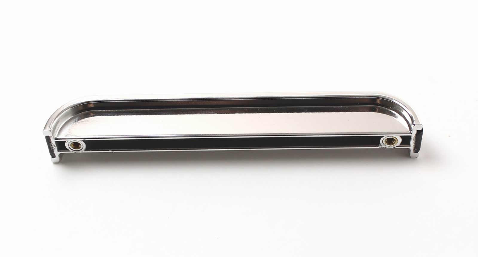 14511 úchytka plastová rozteč 128mm chrom lesk