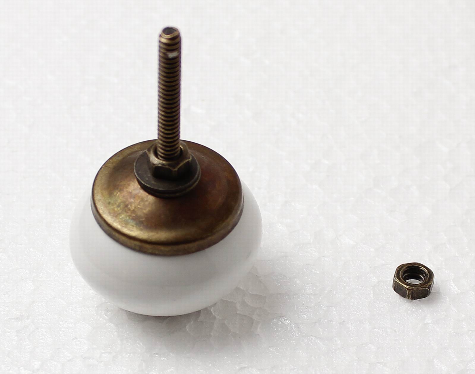 31011 knopka bílá patina 40mm porcelán