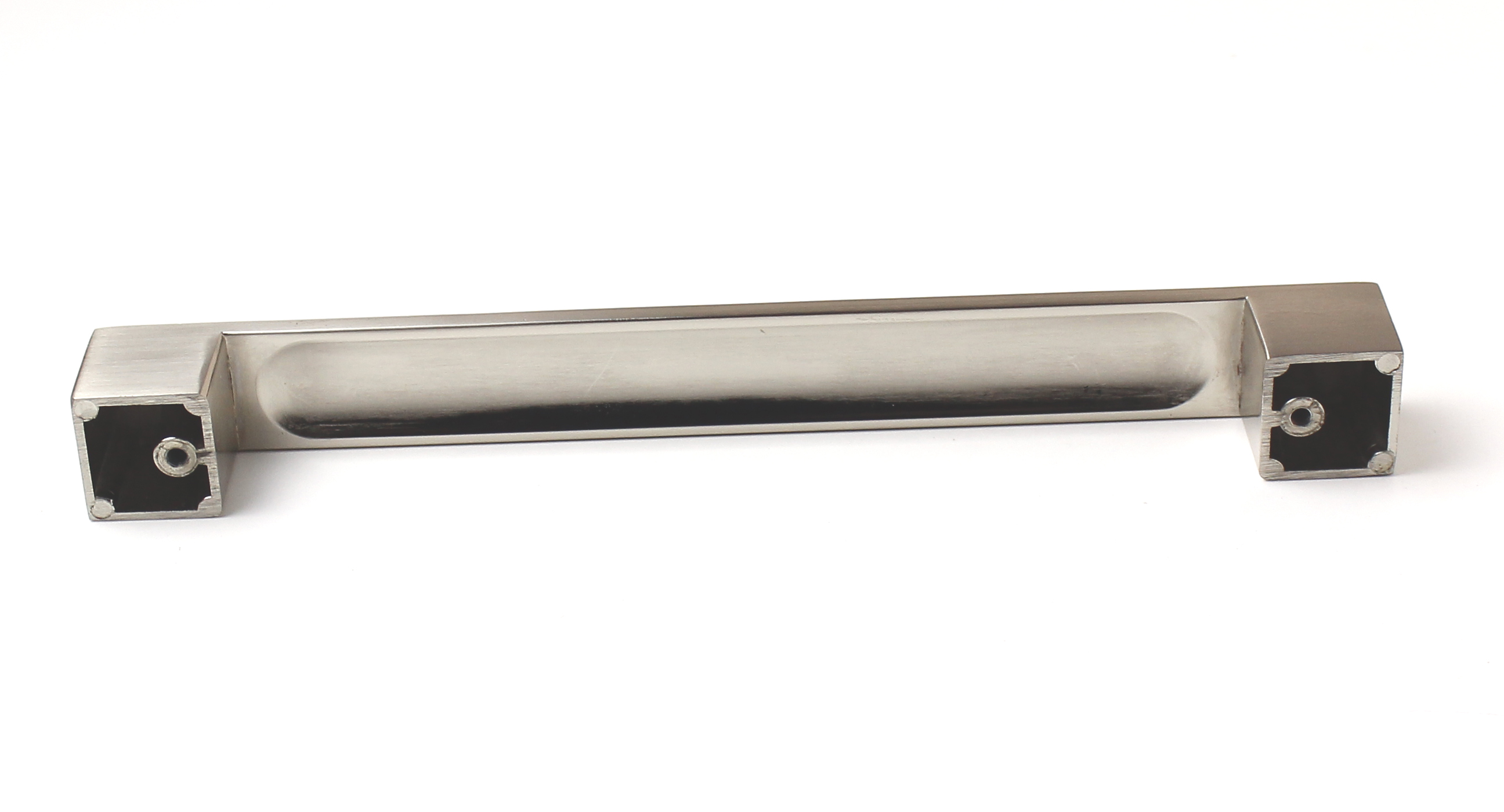 62277 úchytka NIKOL rozteč 192mm broušený nikl