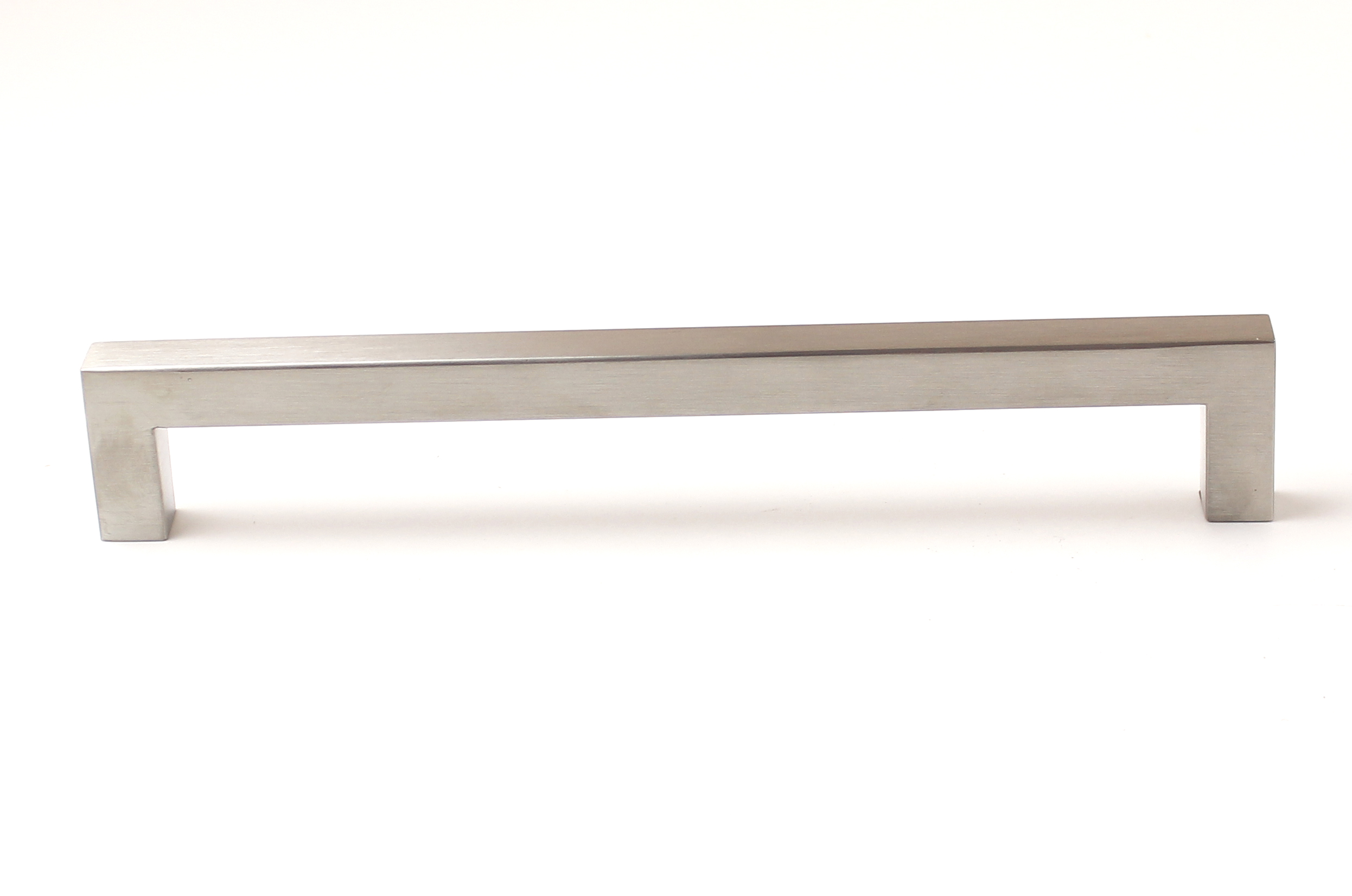 62434 úchytka TAMIKA rozteč 224mm nerez