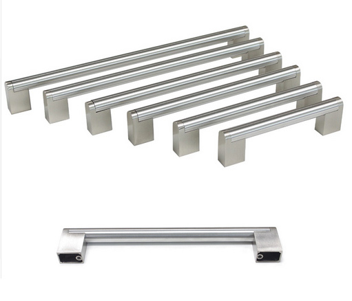 62452 úchytka PALANA rozteč 128mm nerez