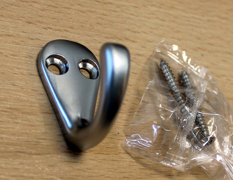 62712 háček H1k satén chrom