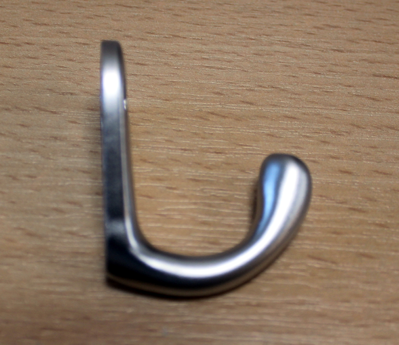 62712 háček H1k satén chrom