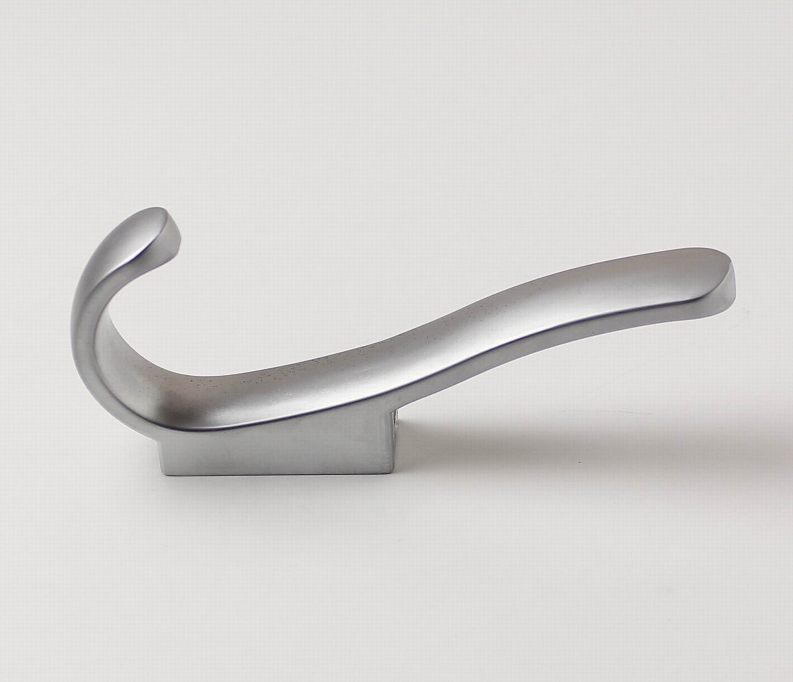 62757 věšák GLABRO satén chrom