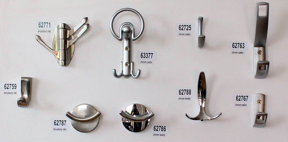 62786 věšák FILIP chrom lesklý