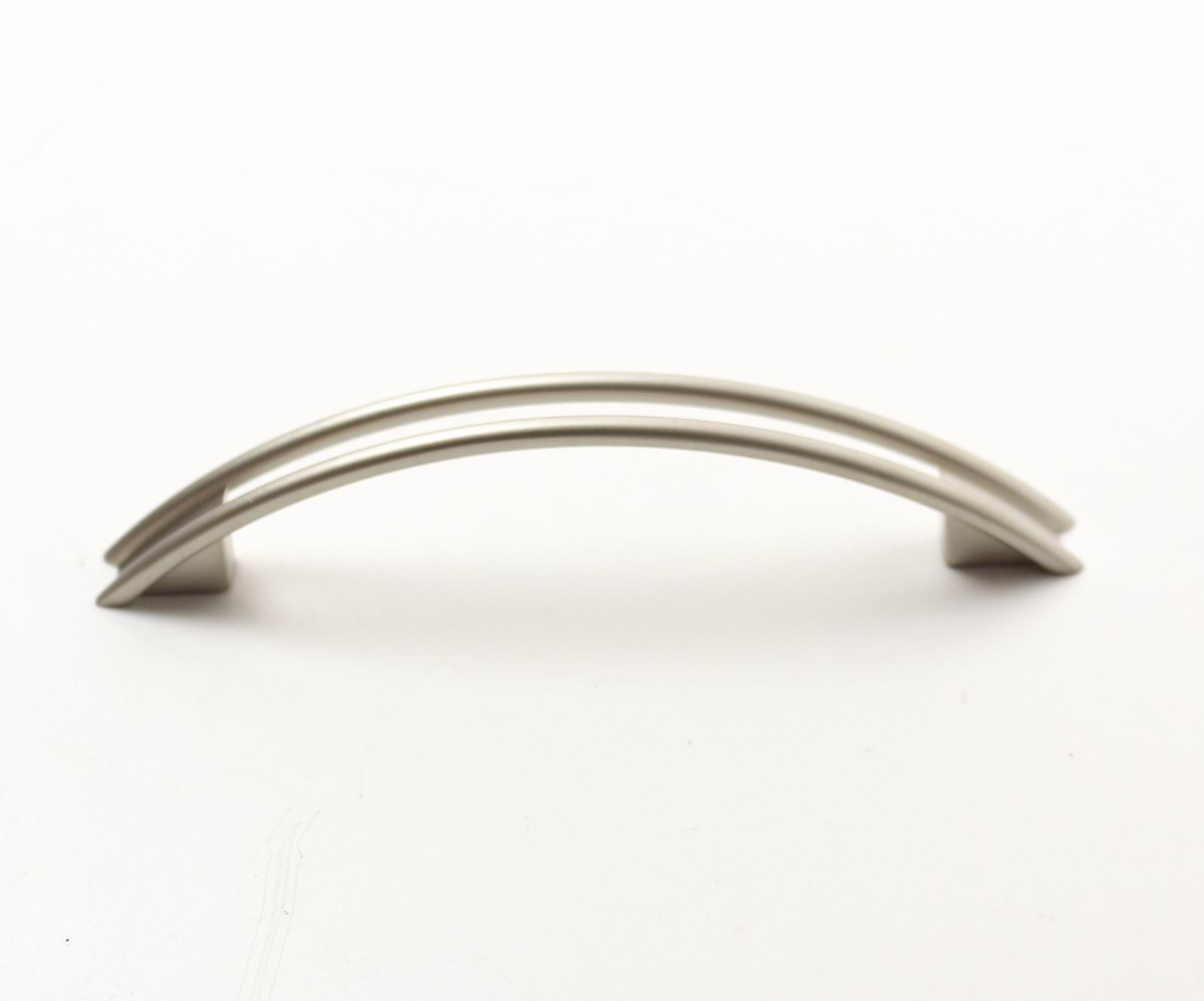 63123 úchytka MARTIN rozteč 96mm nikl satén