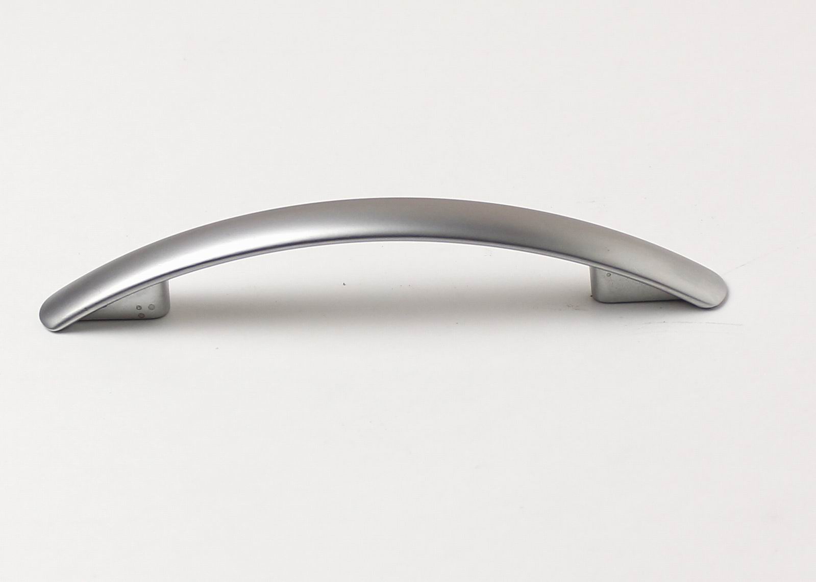 63177 úchytka CARMEN rozteč 96mm satén chrom