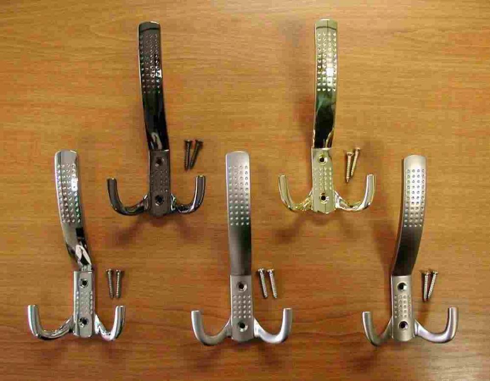 63351 věšák MALL mosaz lesklá