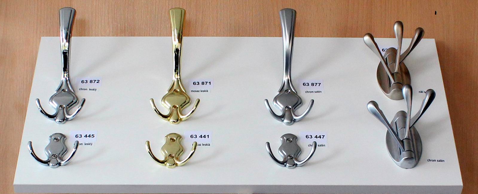 63445 věšák ROKOS chrom