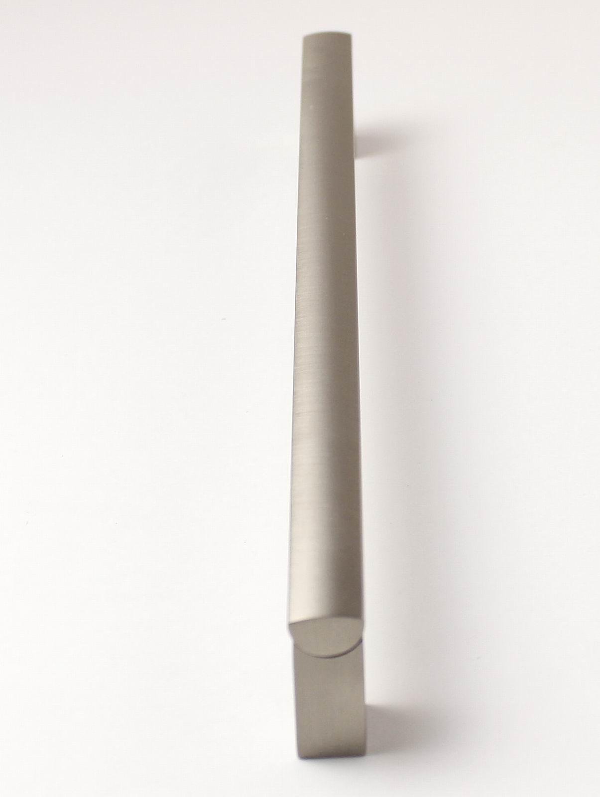 63495 úchytka PALMA rozteč 320mm broušený nikl