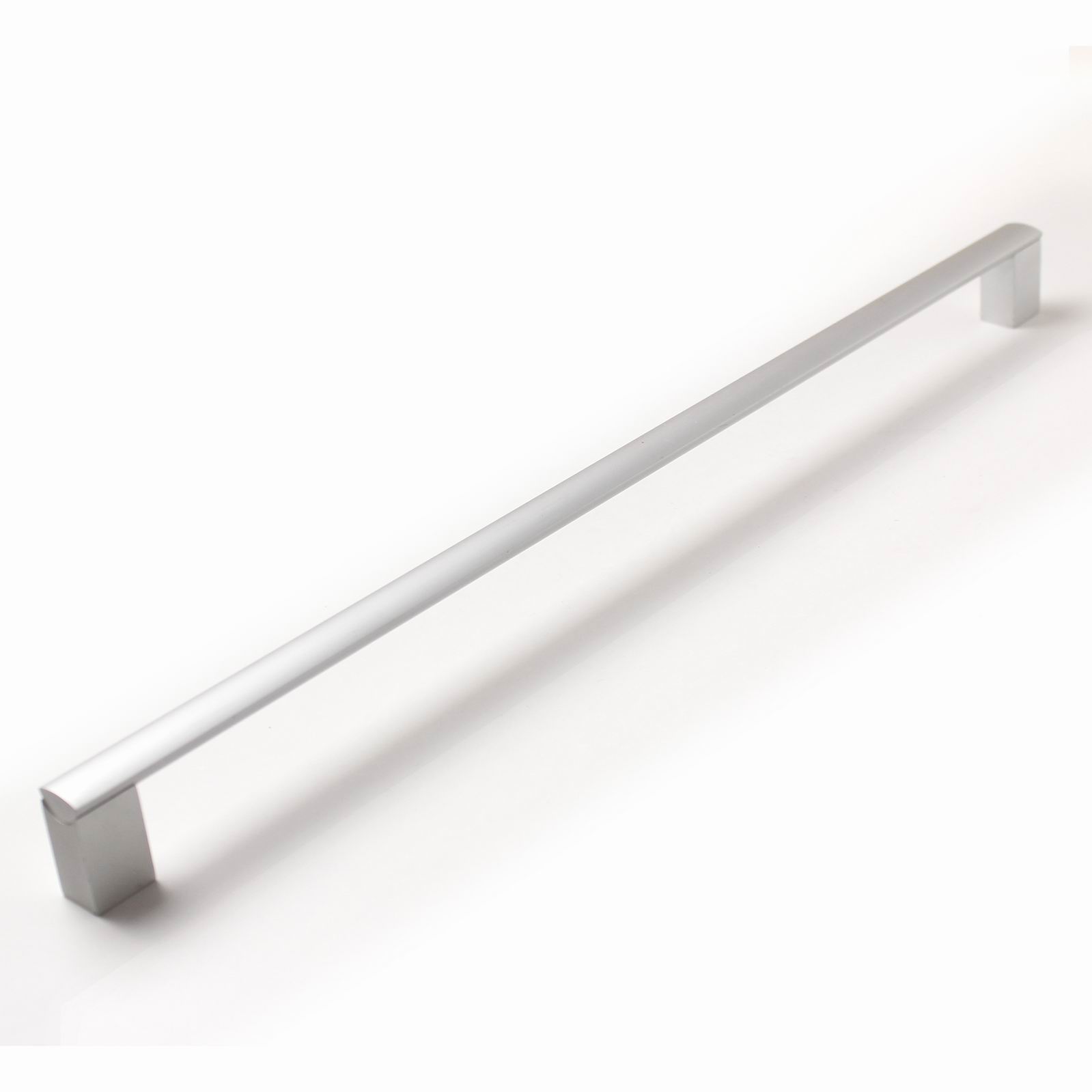 63736 úchytka XAVER rozteč 432mm hliník