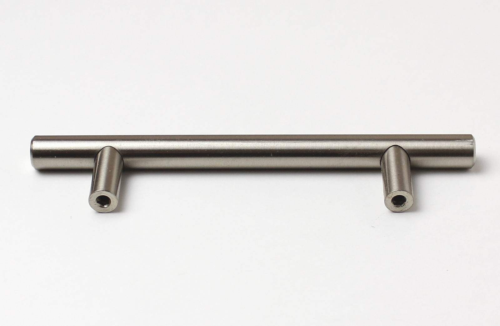 63826 úchytka HRAZDA rozteč 96mm broušený nikl