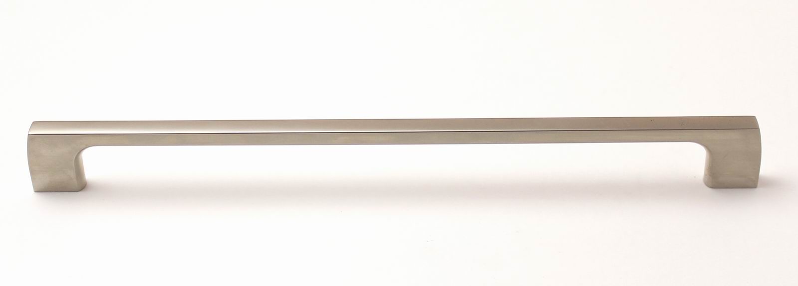 770011 úchytka  CELKA rozteč 256mm satén nikl