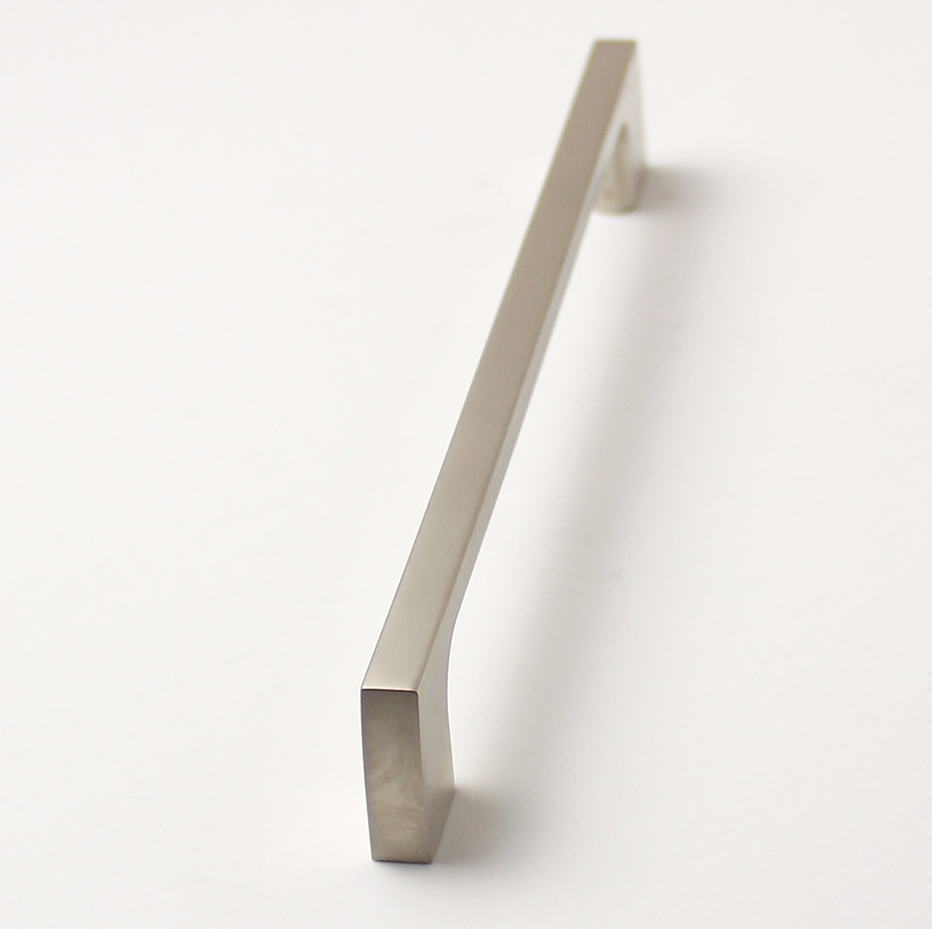 770014 úchytka  CELKA rozteč 192mm satén nikl