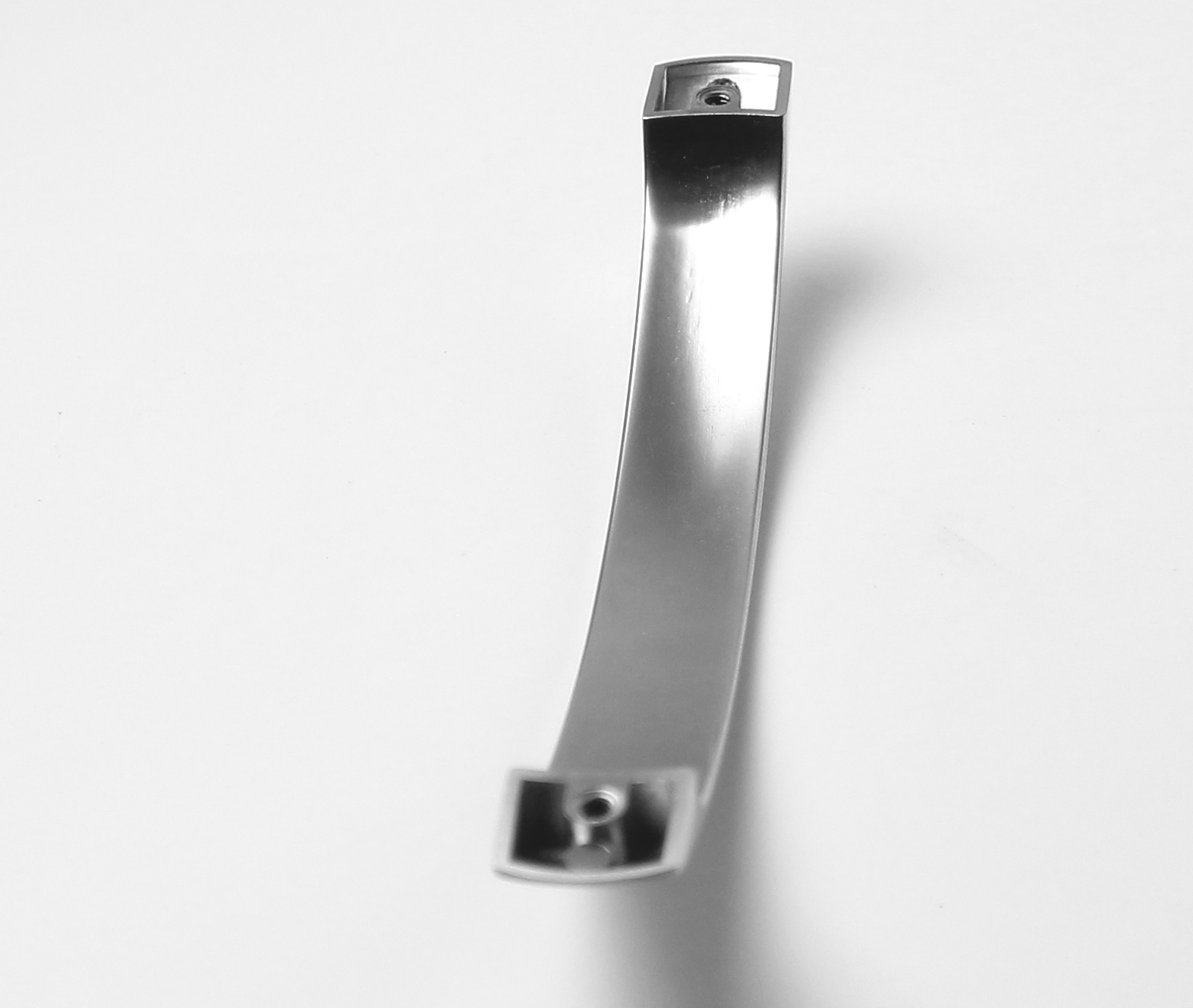 770034 úchytka  RUGBY rozteč 160mm satén chrom