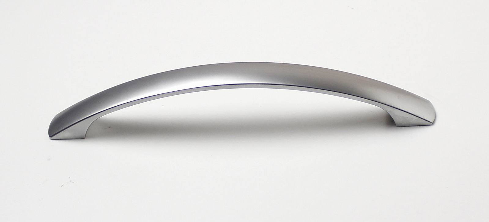 770034 úchytka  RUGBY rozteč 160mm satén chrom