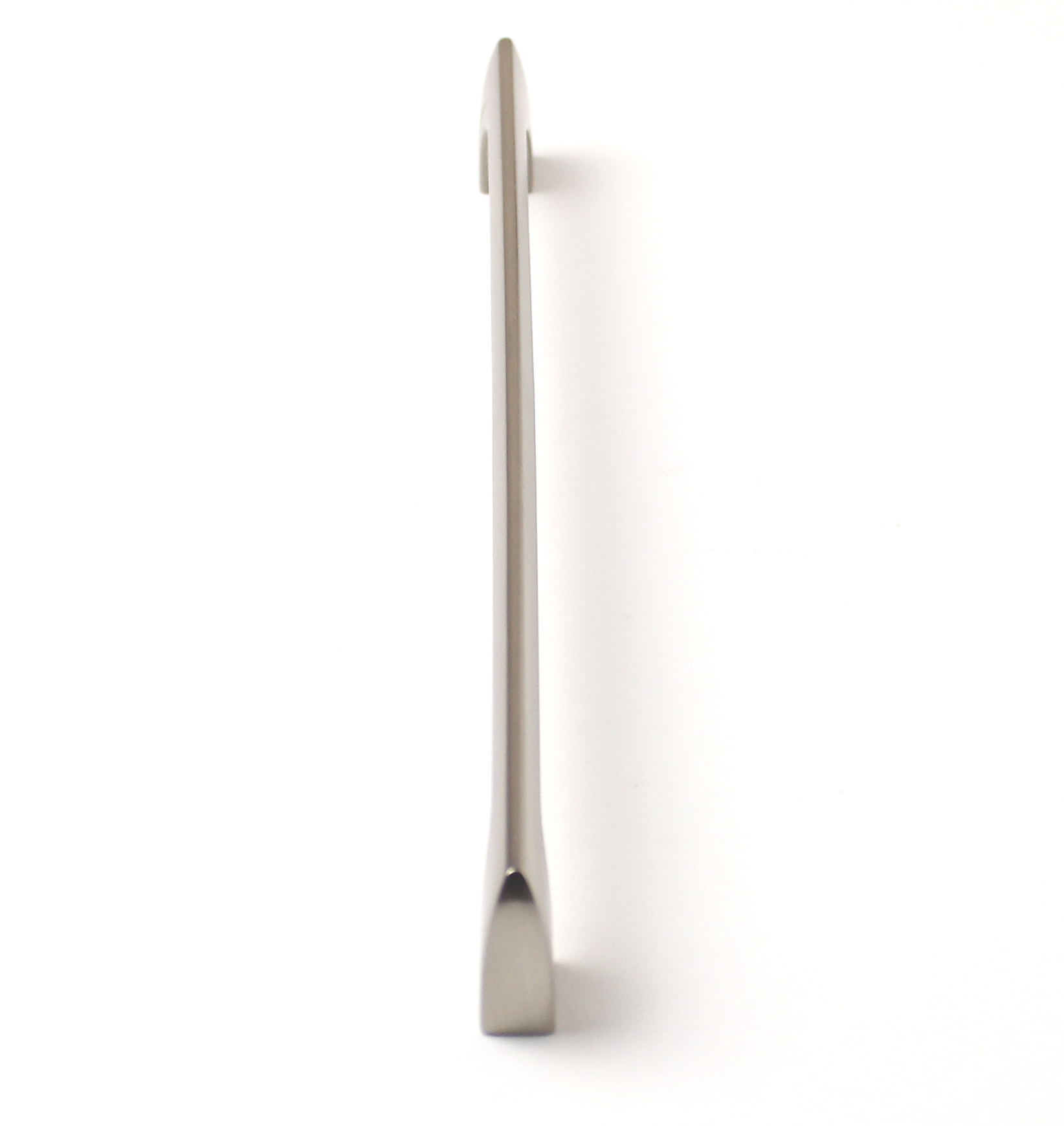 770055 úchytka ADAM rozteč 256mm broušený nikl