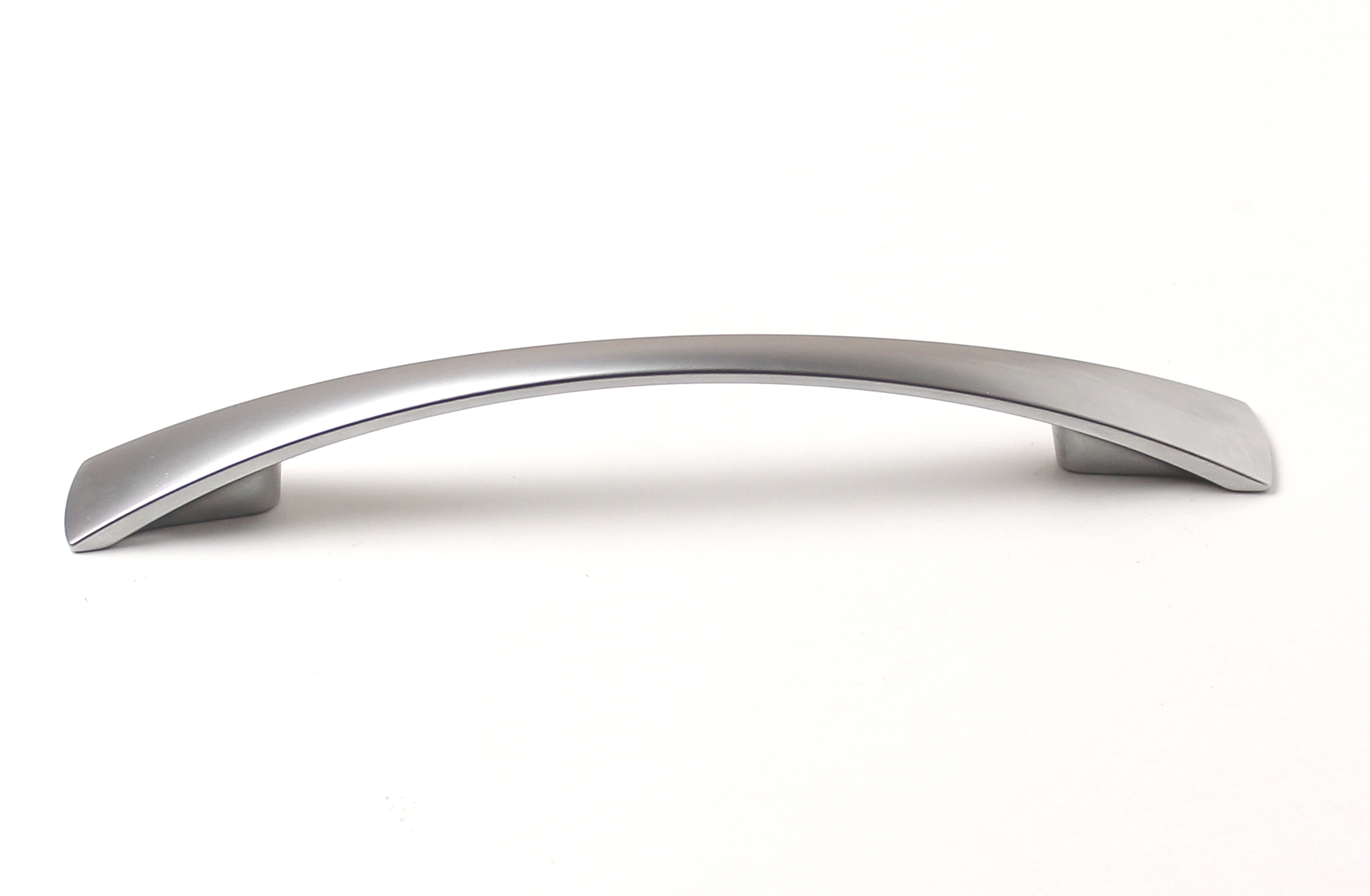 770083 úchytka  DARA rozteč 128mm satén chrom