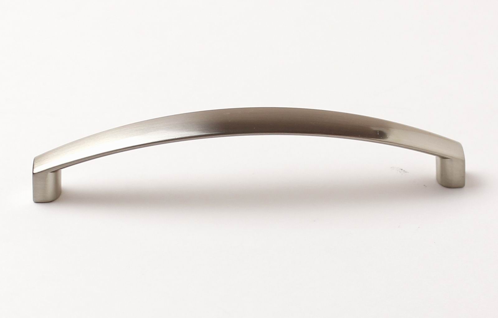 770103 úchytka  KORDA rozteč 128mm broušený nikl