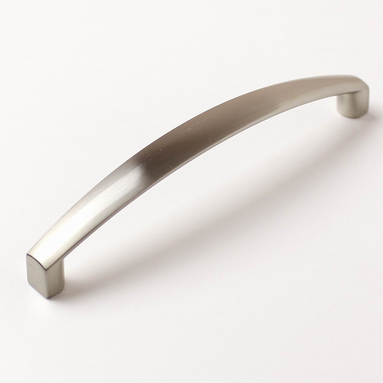 770103 úchytka  KORDA rozteč 128mm broušený nikl