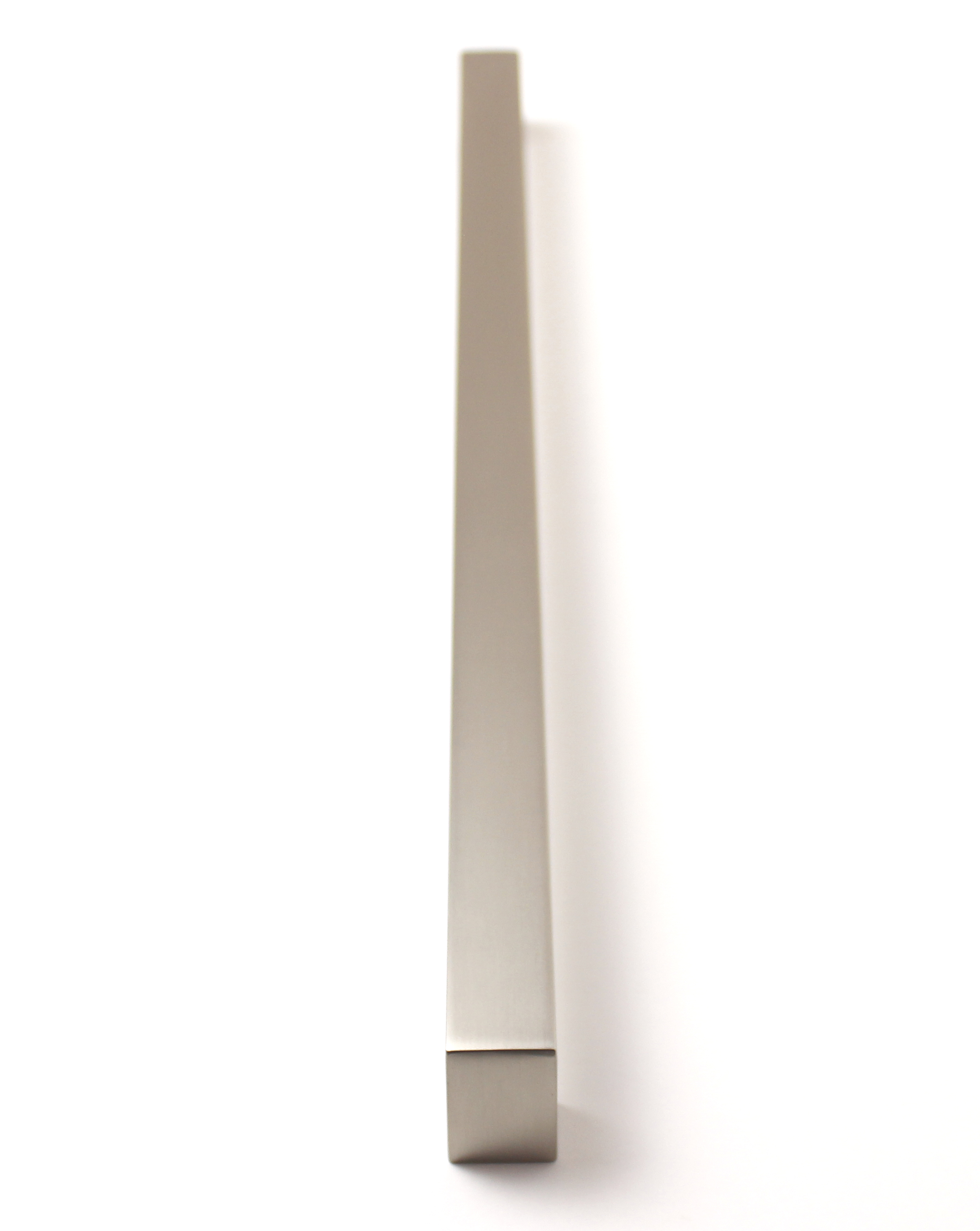 770109 úchytka JAKUB rozteč 416mm mat broušený nikl