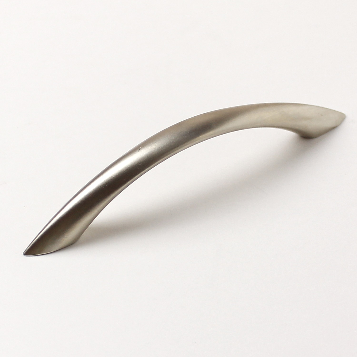 770126 úchytka  KAREL rozteč 96mm satén nikl