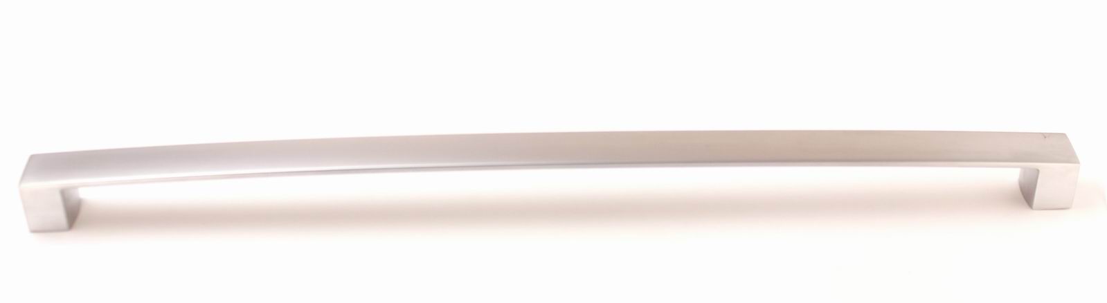 770133 úchytka VOJTA rozteč 384mm satén chrom