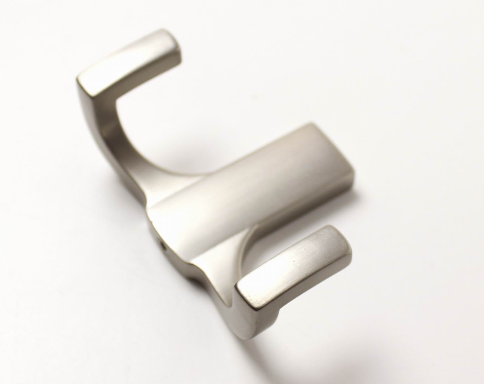 770238 dvojháček kov mat broušený nikl-8small