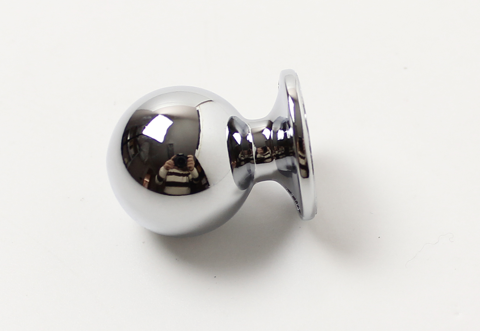 770313 knopka kulička pr.19mm lesklý chrom