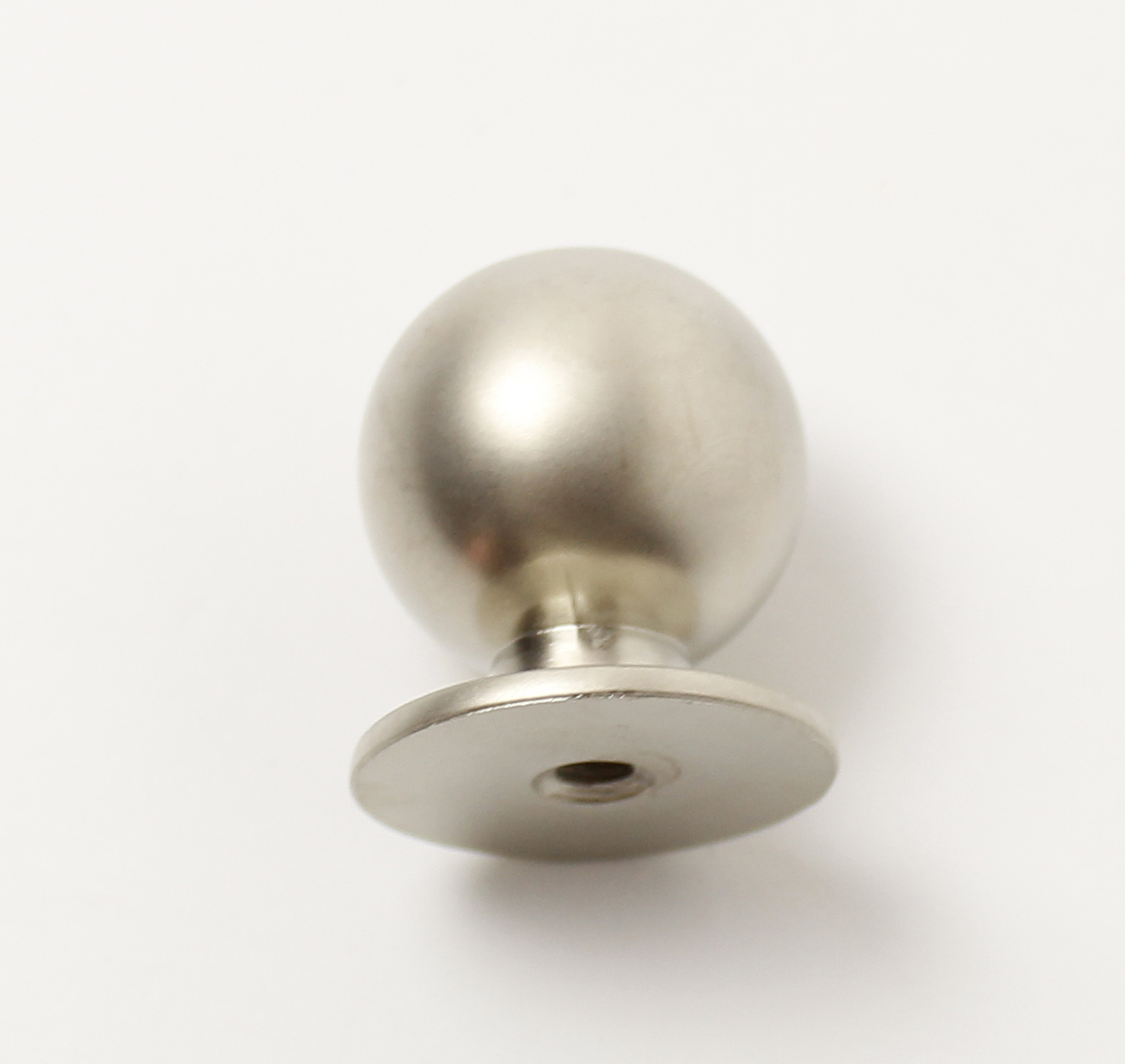 770318 knopka kulička pr.23mm satén nikl