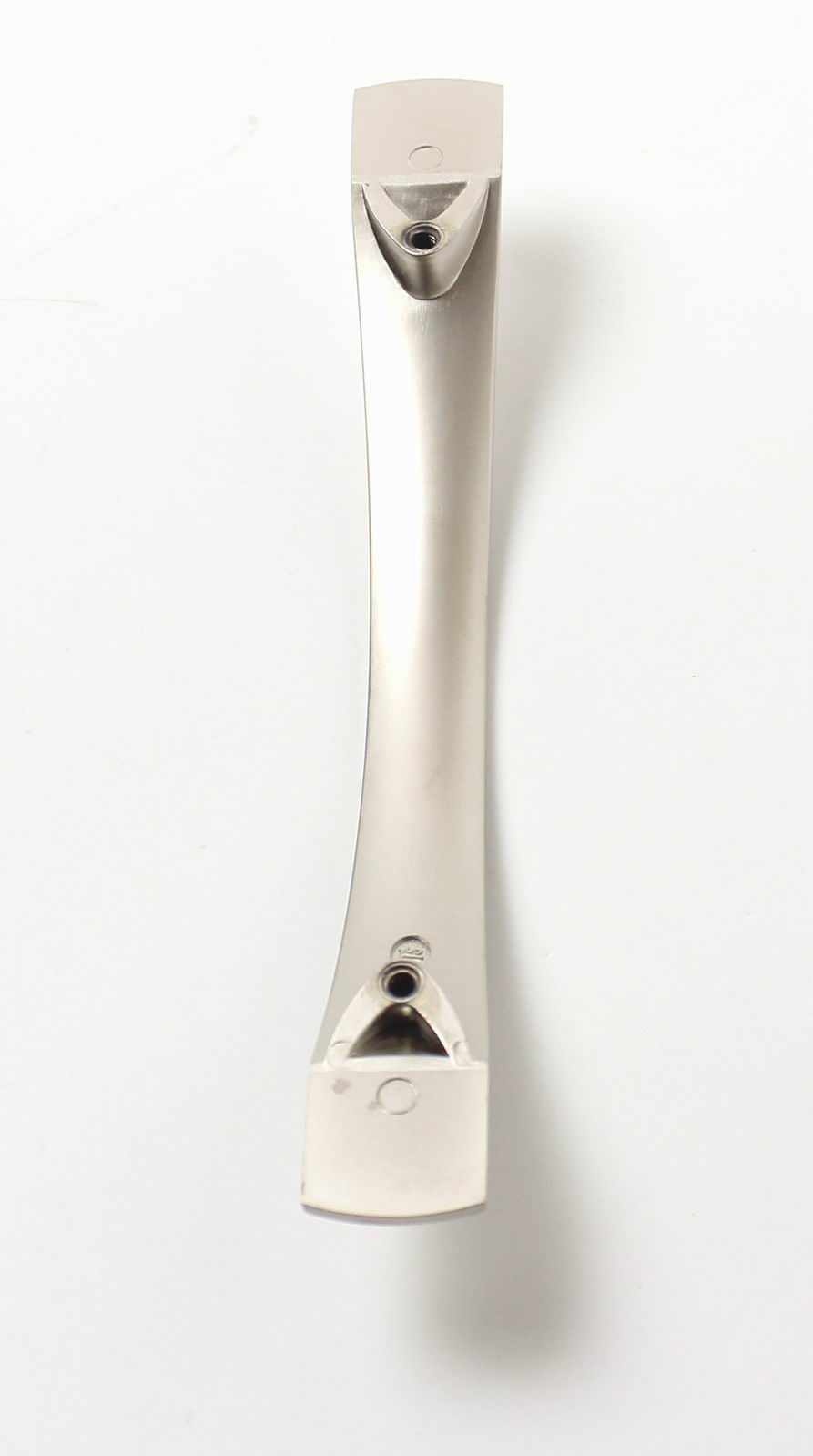 770368 úchytka  TERA rozteč 128mm satén nikl