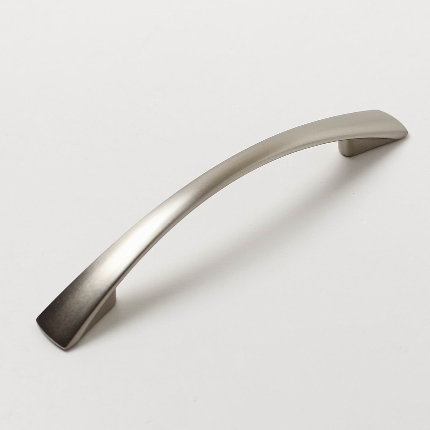 770377 úchytka  DARA rozteč 96mm Broušený nikl matný